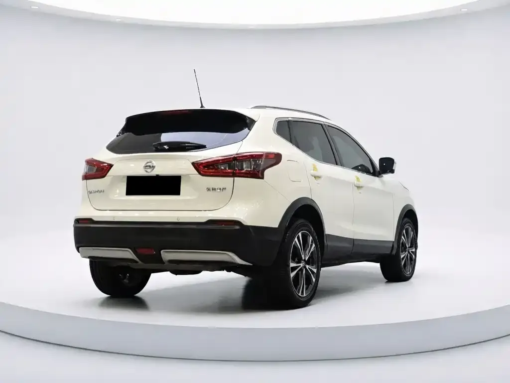 Nissan Qashqai 2021 из CN, фото 2