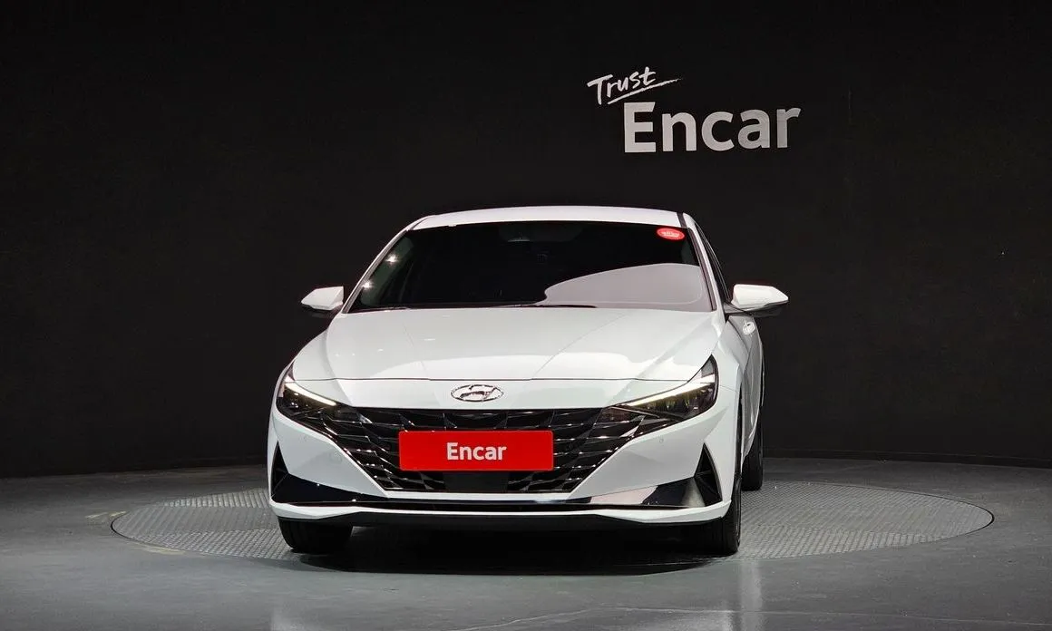 Hyundai AVANTE 2021 из KR, фото 2