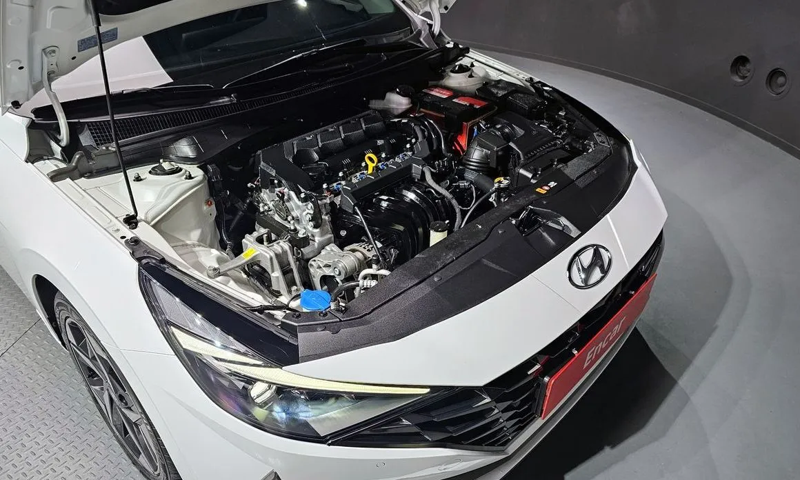 Hyundai AVANTE 2021 из KR, фото 4