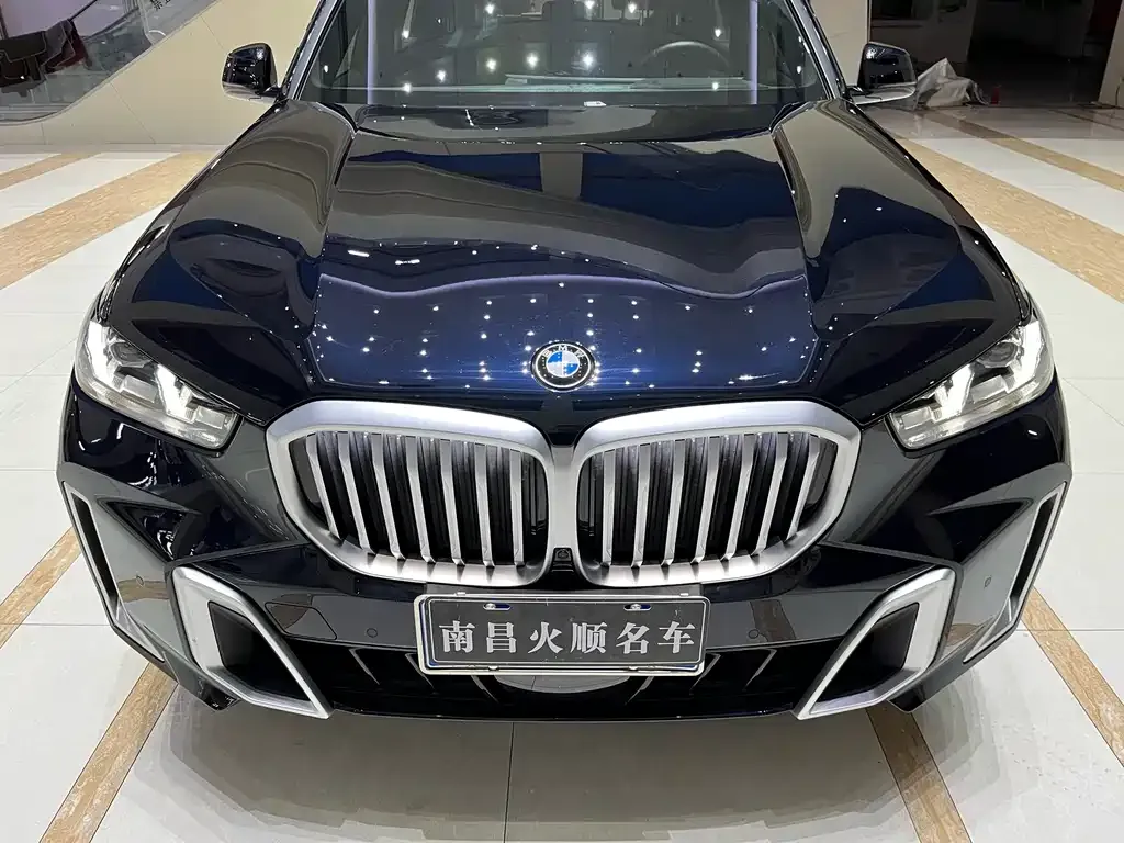 BMW X5 2024 из CN, фото 2