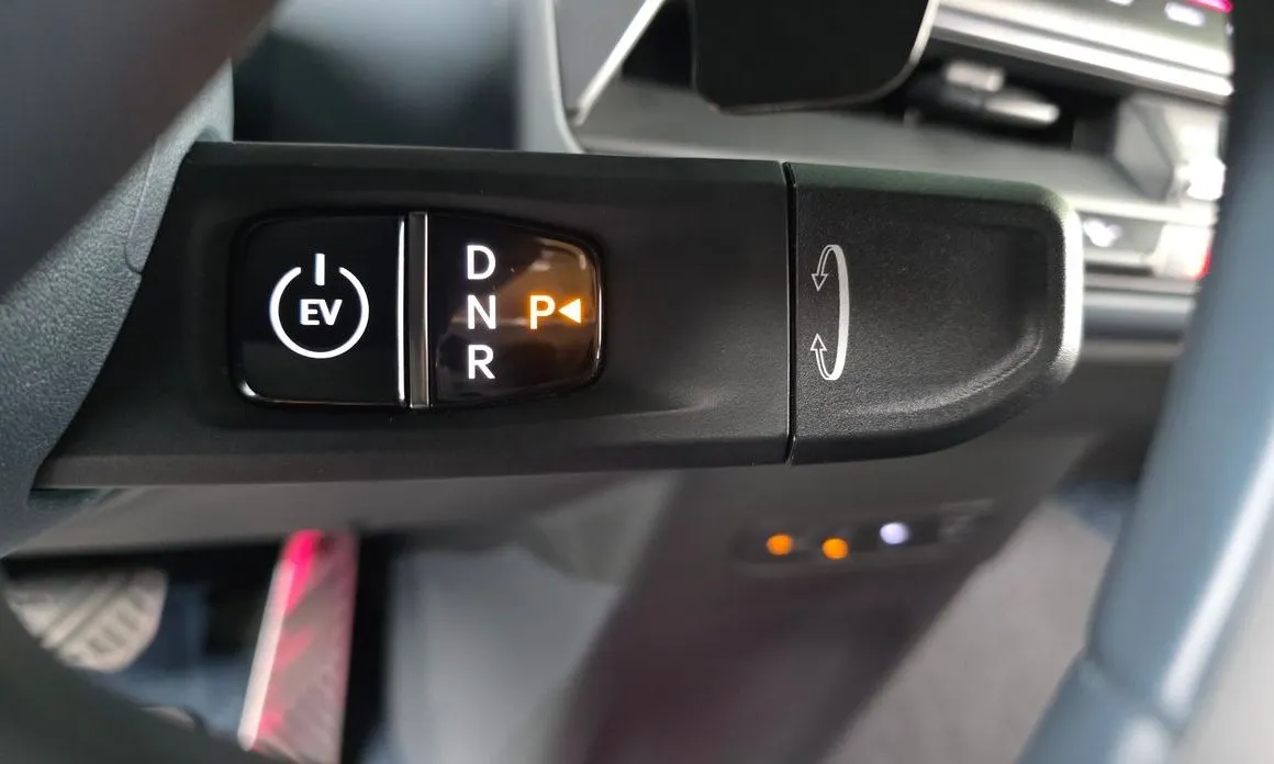Kia EV9 2024 из KR, фото 6