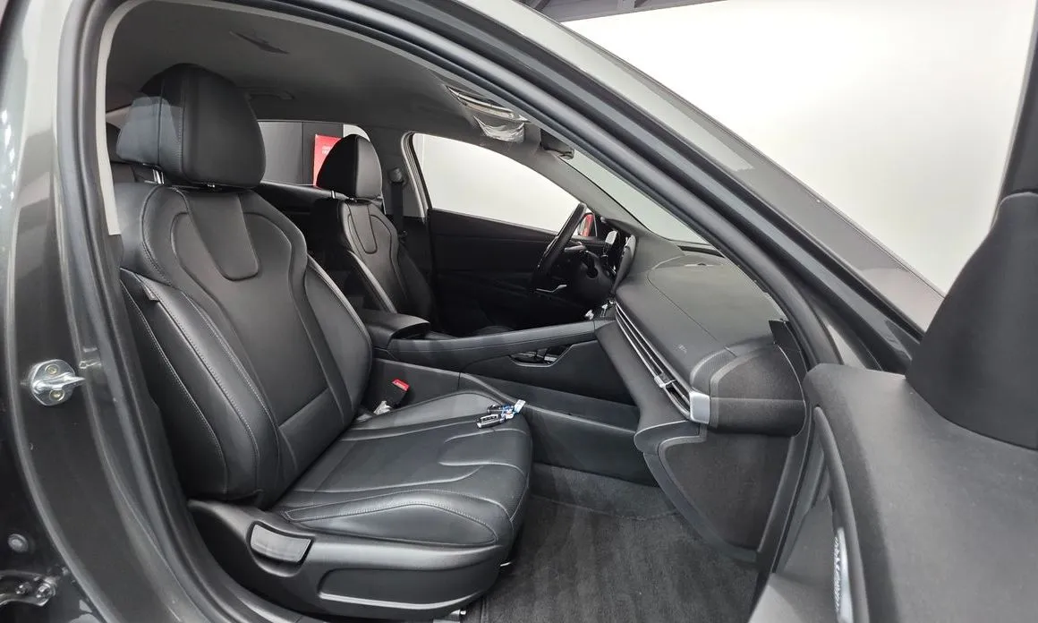 Hyundai AVANTE 2021 из KR, фото 9