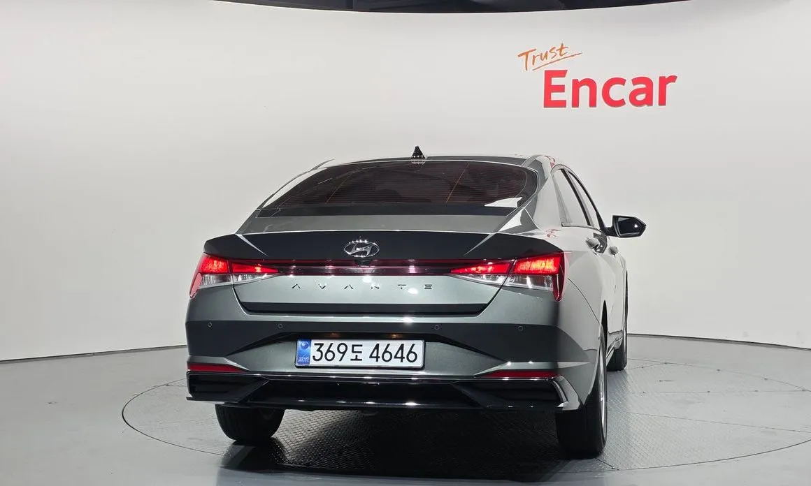 Hyundai AVANTE 2021 из KR, фото 2
