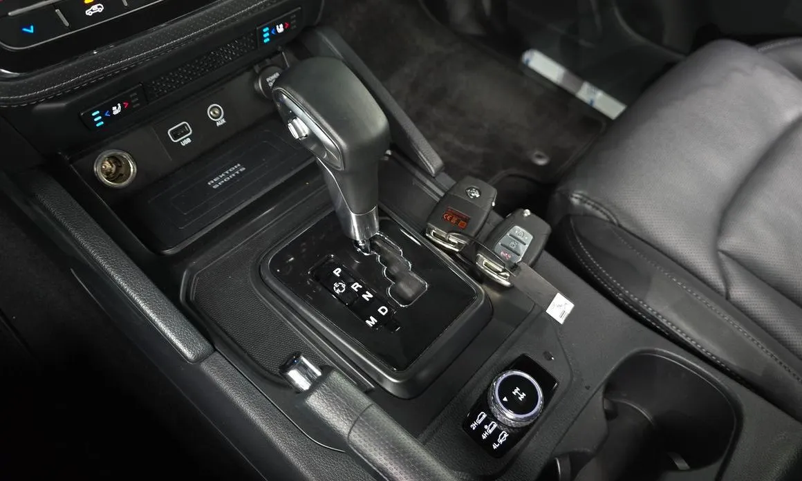 KG Mobility (Ssangyong) Rexton — фото 6