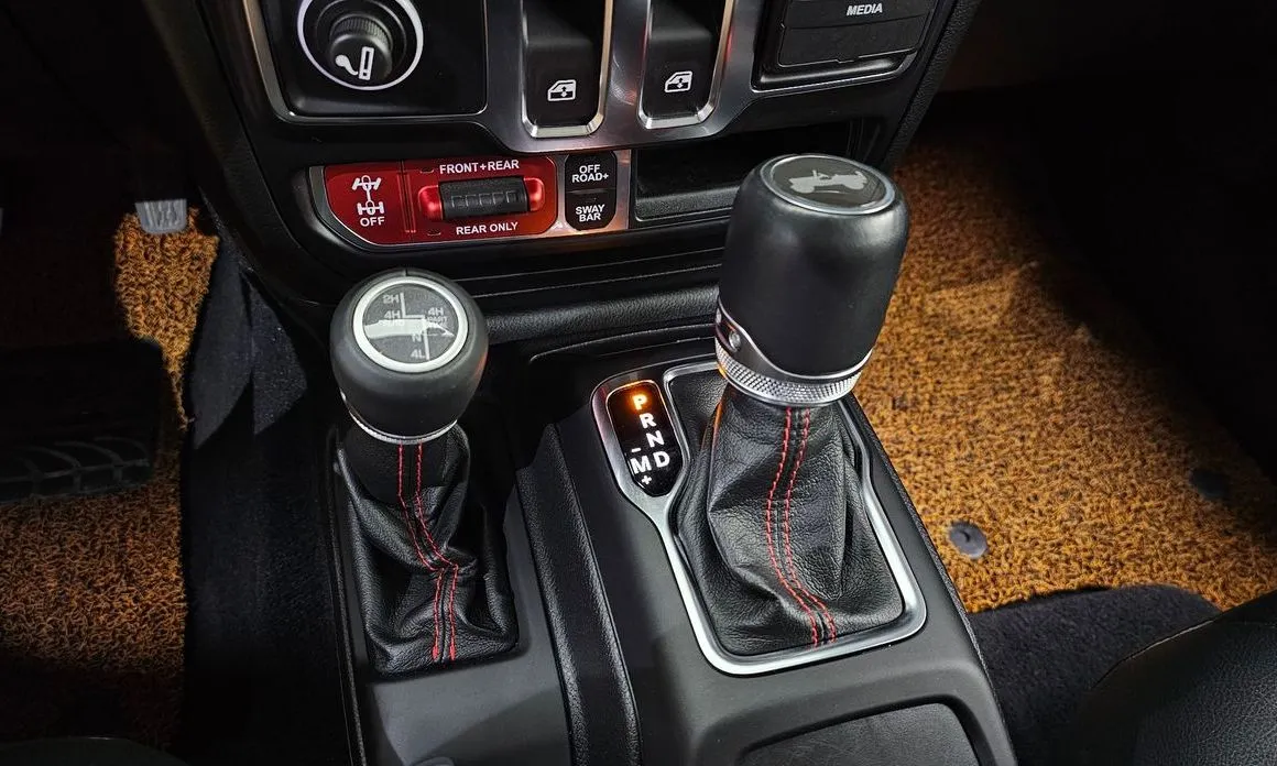 Jeep Wrangler 2021 из KR, фото 3