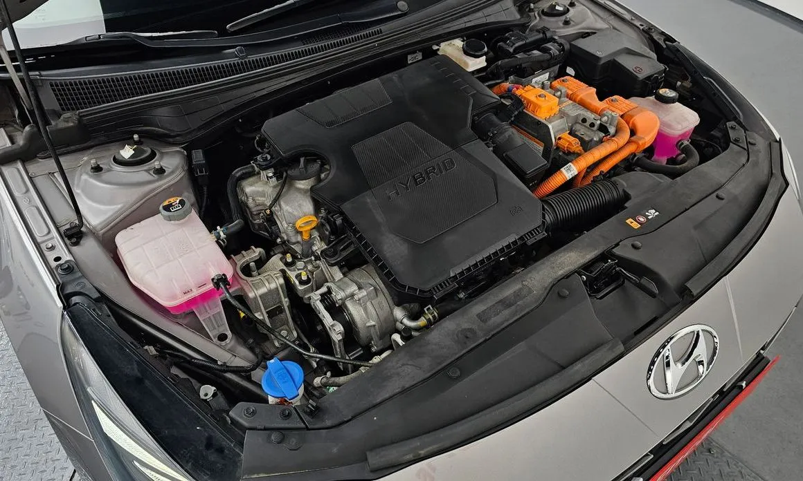 Hyundai AVANTE 2023 из KR, фото 2