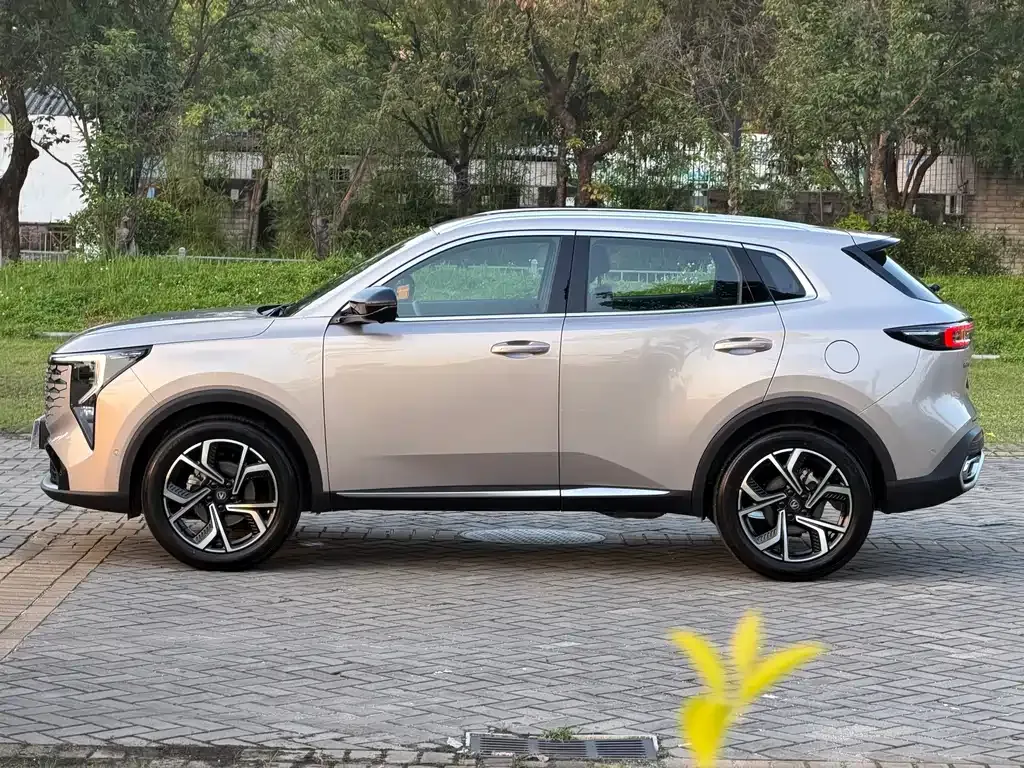 Changan CS55PLUS — фото 10