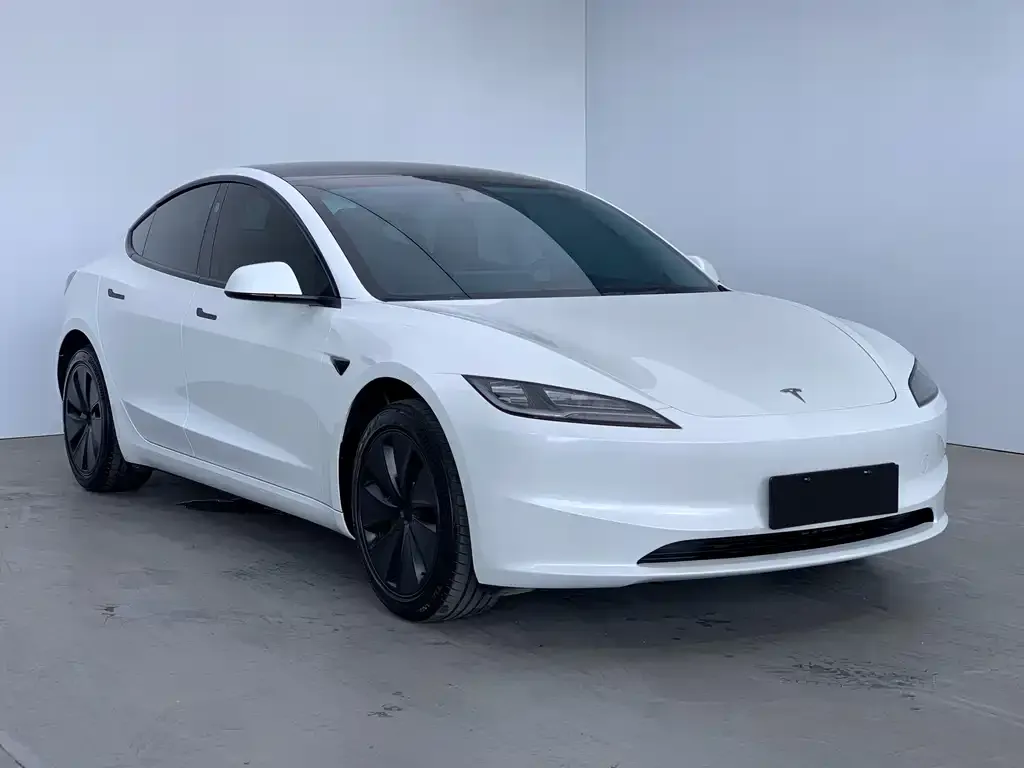 Tesla Model 3 — фото 2