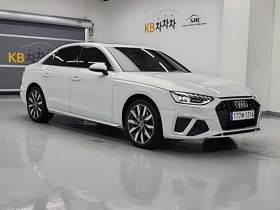 Audi A4 — фото 2