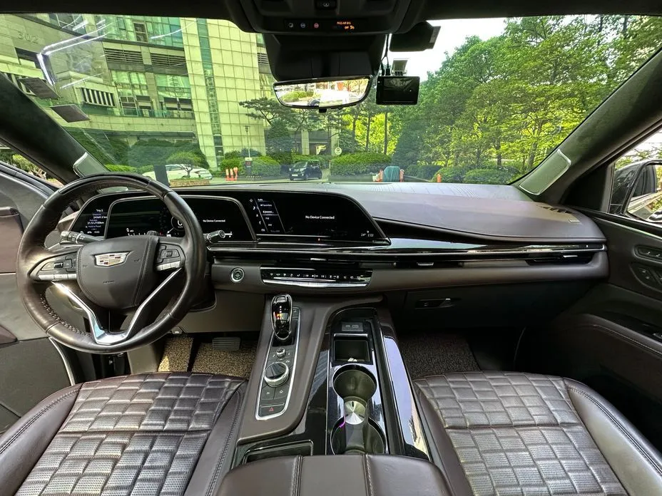 Cadillac Escalade 2021 из KR, фото 10