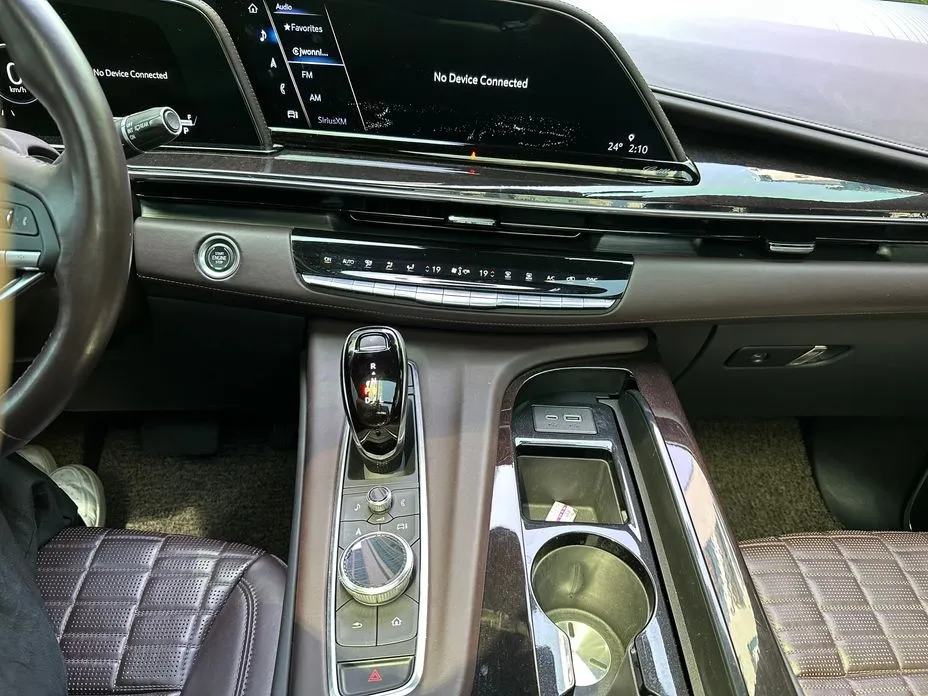 Cadillac Escalade 2021 из KR, фото 5