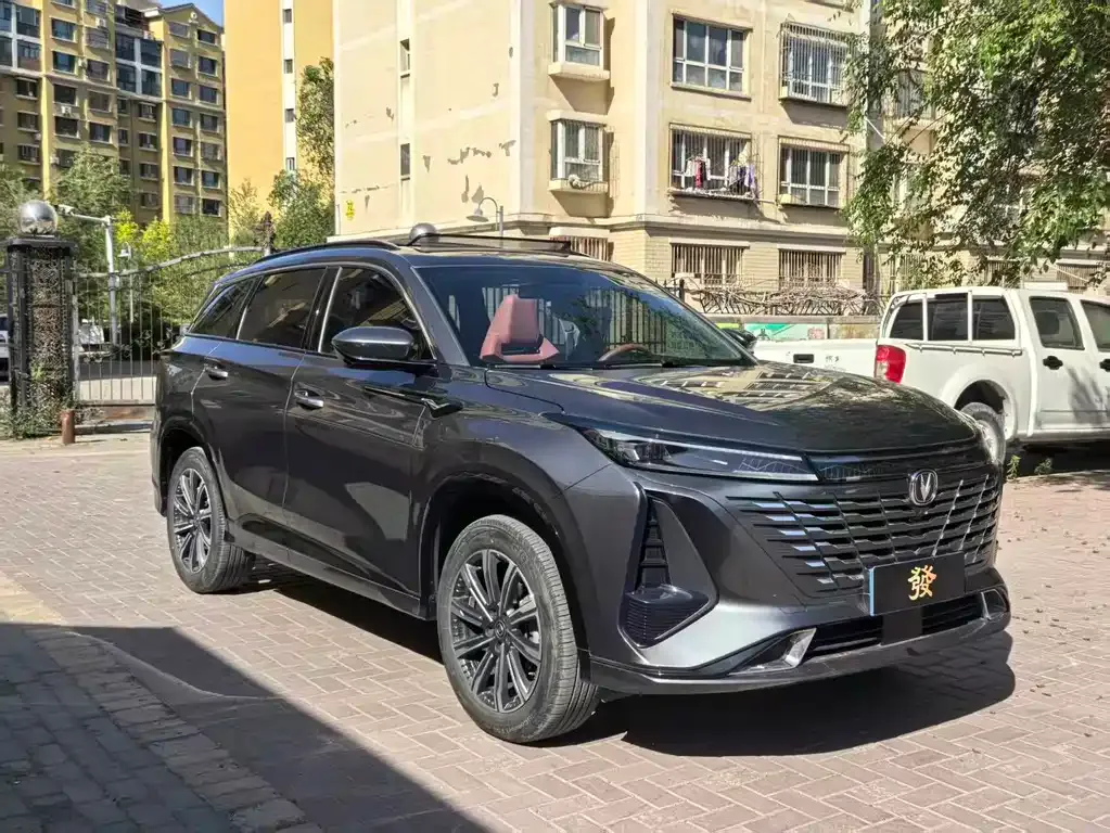 Changan CS75PLUS — фото 2