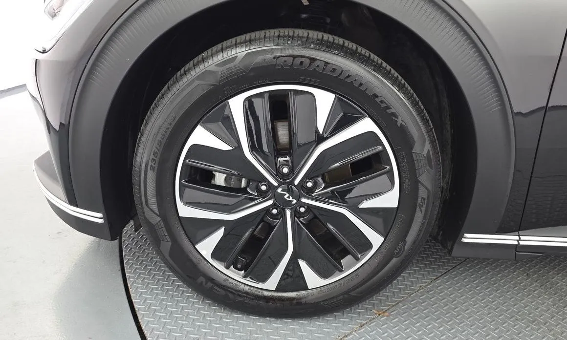 Kia EV6 2023 из KR, фото 7