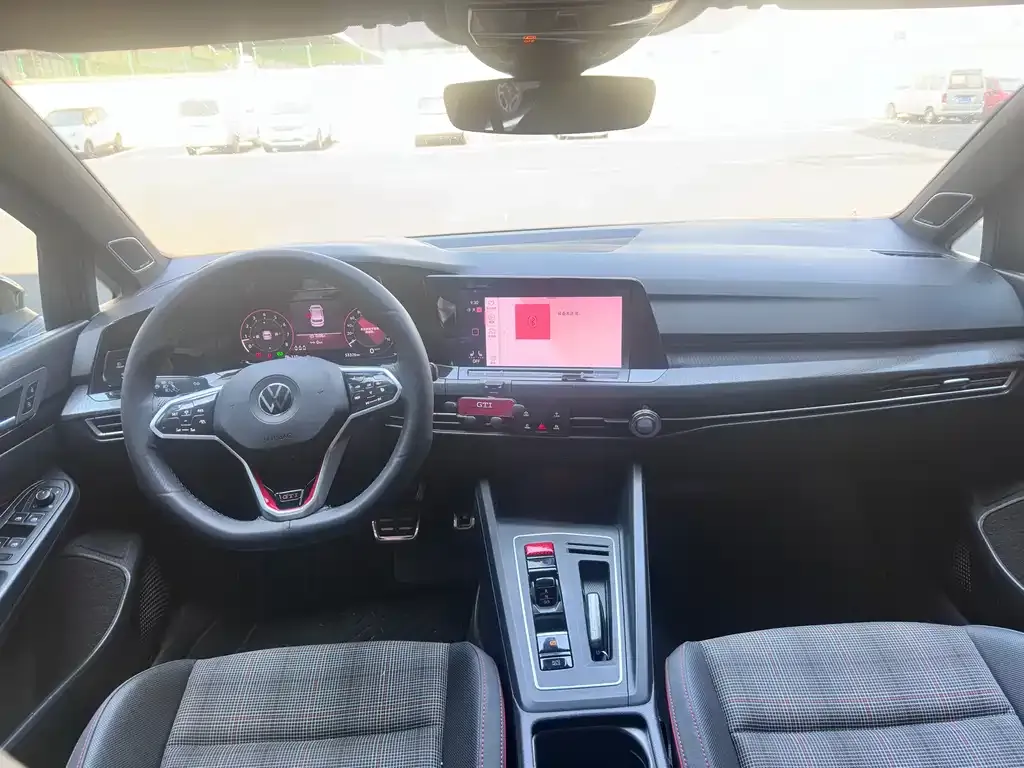 Volkswagen Golf GTI — фото 2