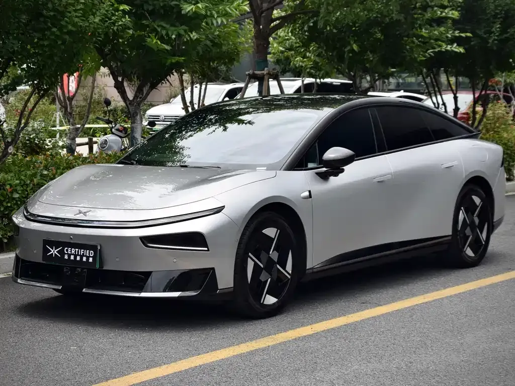 XPeng P7+ — фото 1