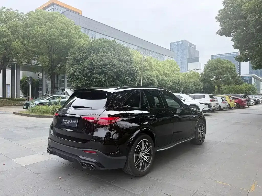 Mercedes-Benz GLC AMG — фото 4