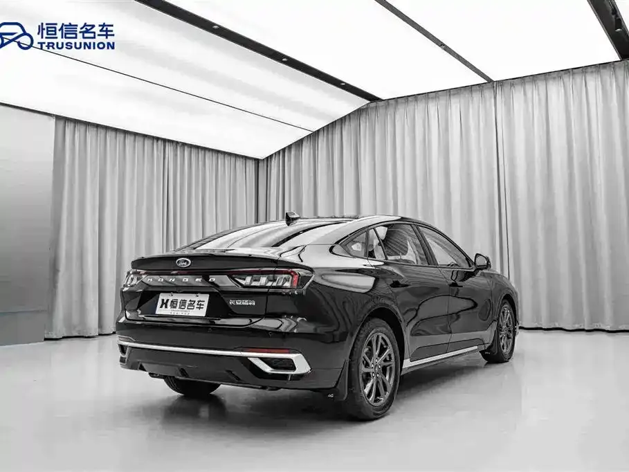 Ford Mondeo — фото 8