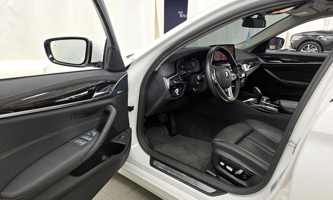 BMW 5-Series 2021 из KR, фото 6