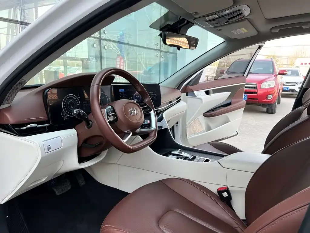 Hyundai Mistra 2022 из CN, фото 5