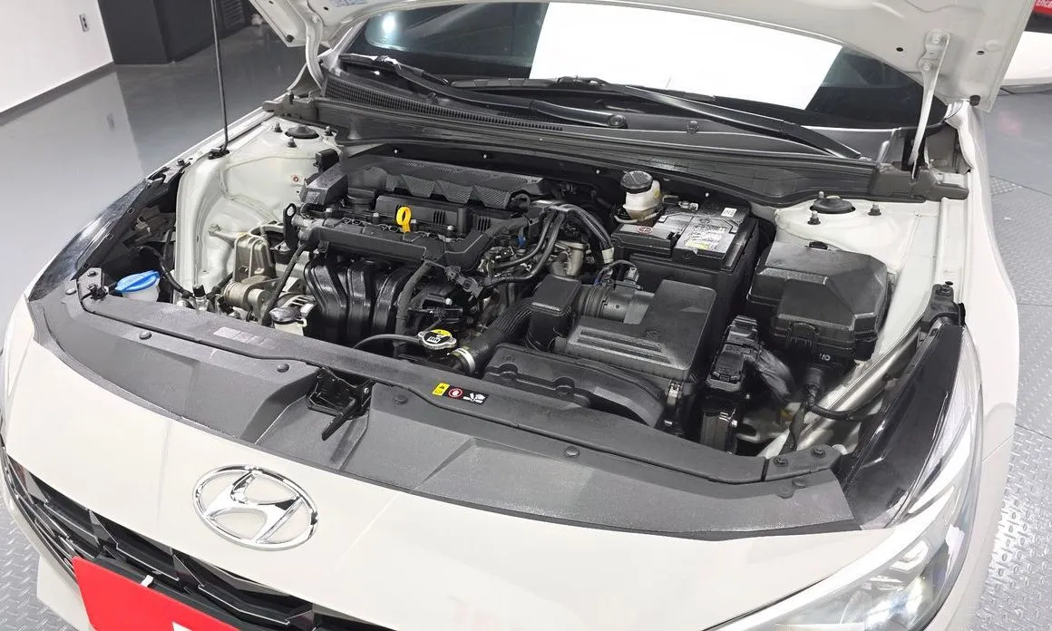 Hyundai AVANTE 2023 из KR, фото 10