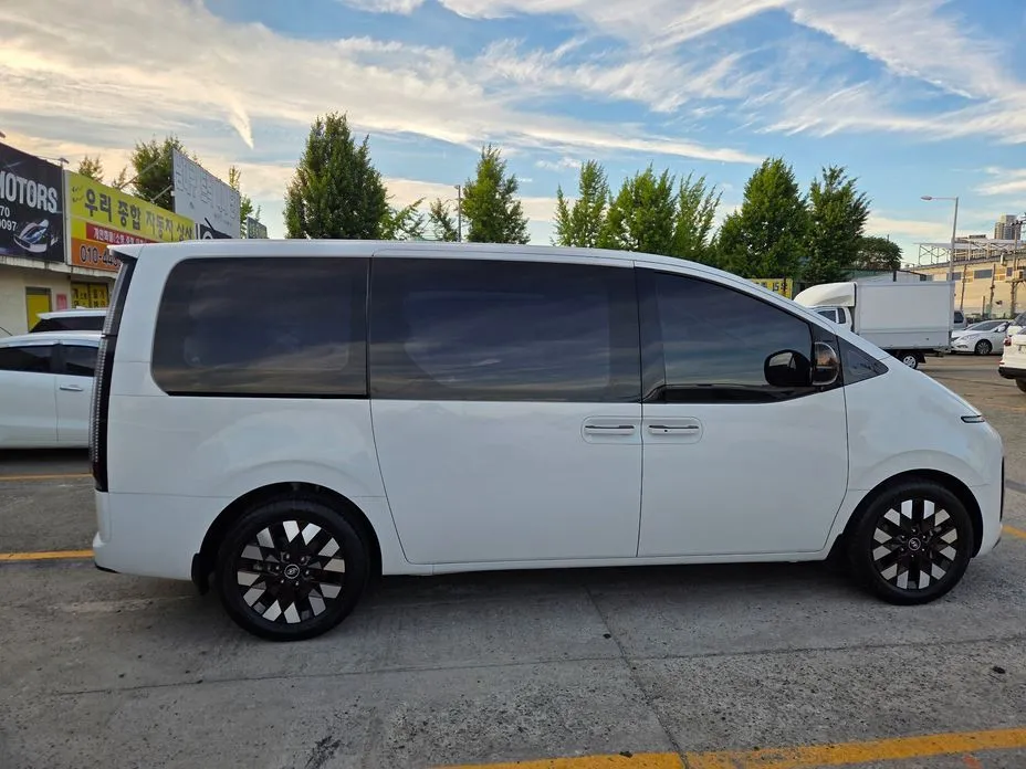 Hyundai Staria 2022 из KR, фото 7