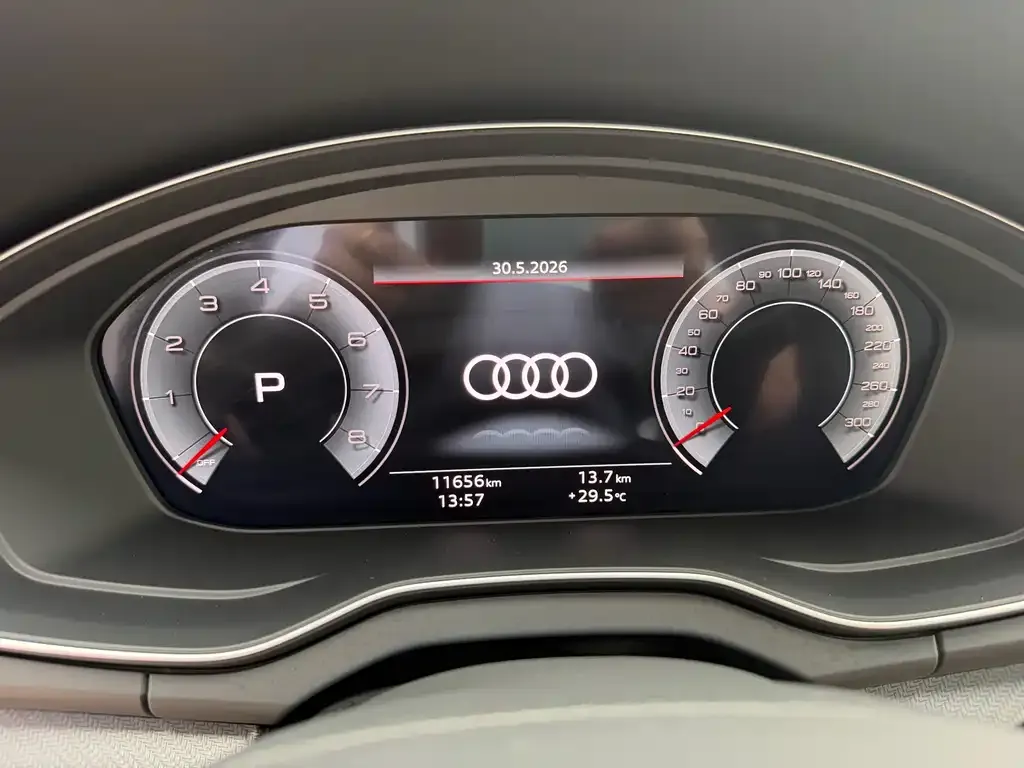 Audi Q5L — фото 2