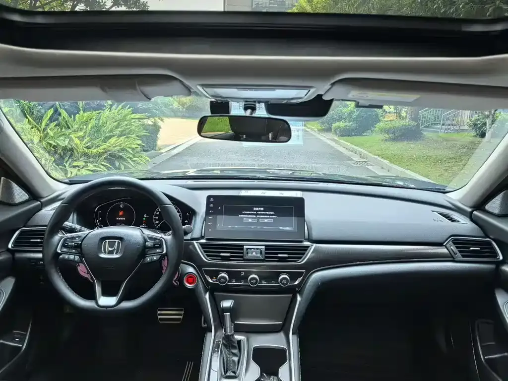 Honda Accord — фото 5