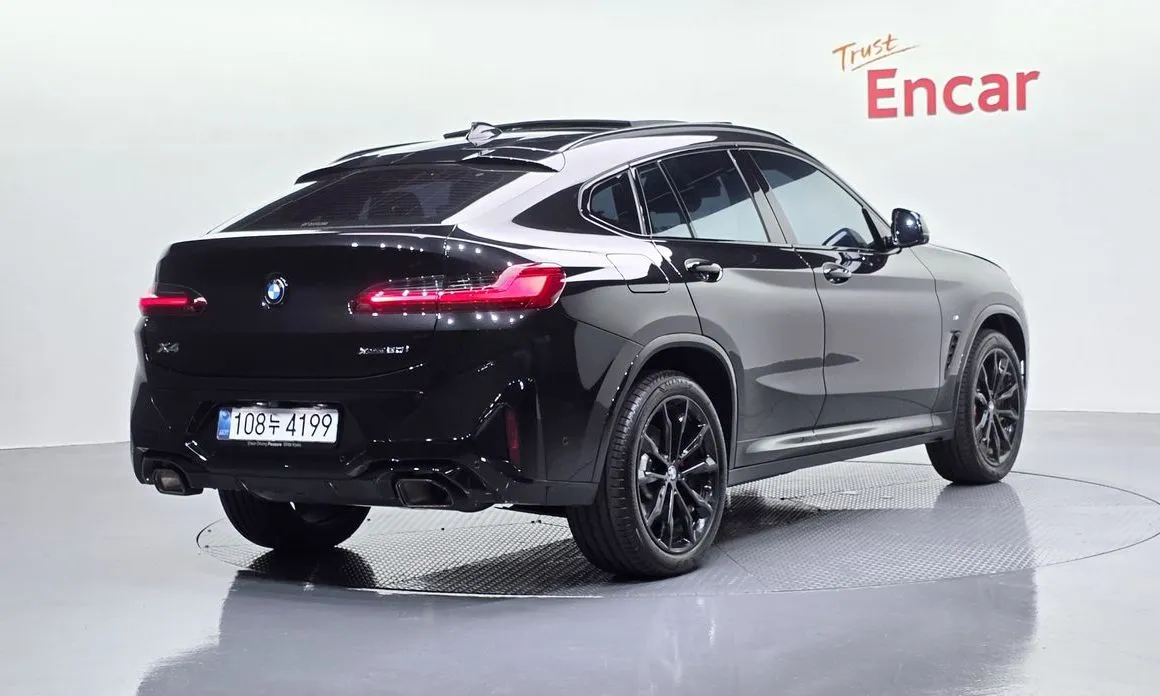 BMW X4 2025 из KR, фото 3