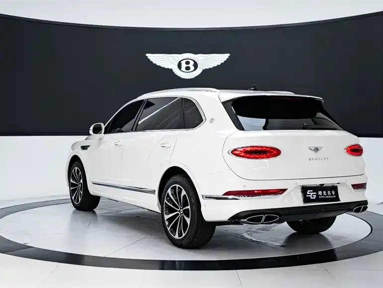 Bentley Bentayga — фото 4