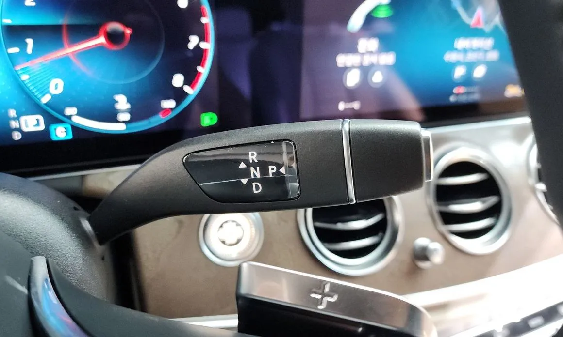 Mercedes-Benz E-Class 2021 из KR, фото 4