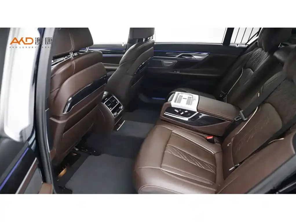 BMW 7 Series 2021 из CN, фото 2