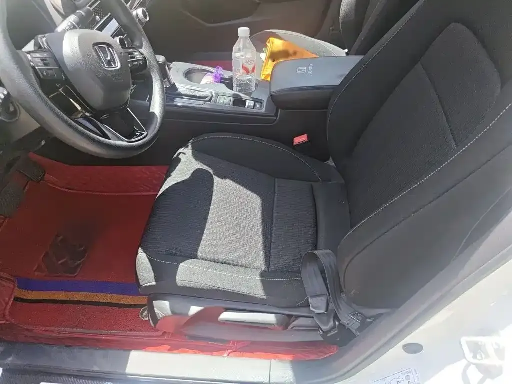 Honda Civic — фото 10