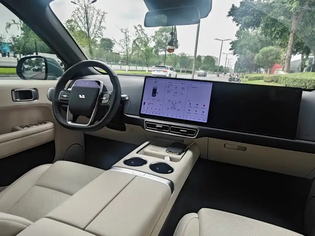 Li Auto L6 2025 из CN, фото 7