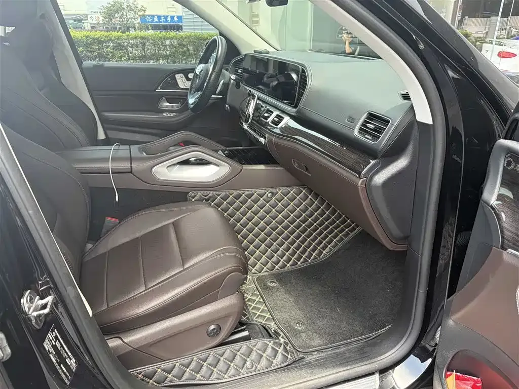 Mercedes-Benz GLS — фото 3