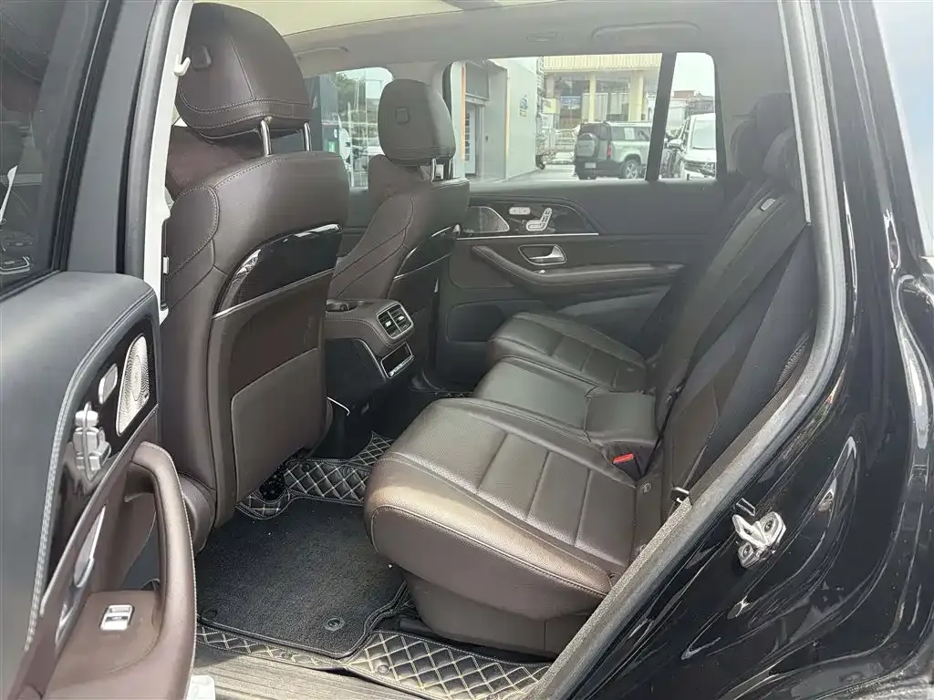 Mercedes-Benz GLS — фото 2