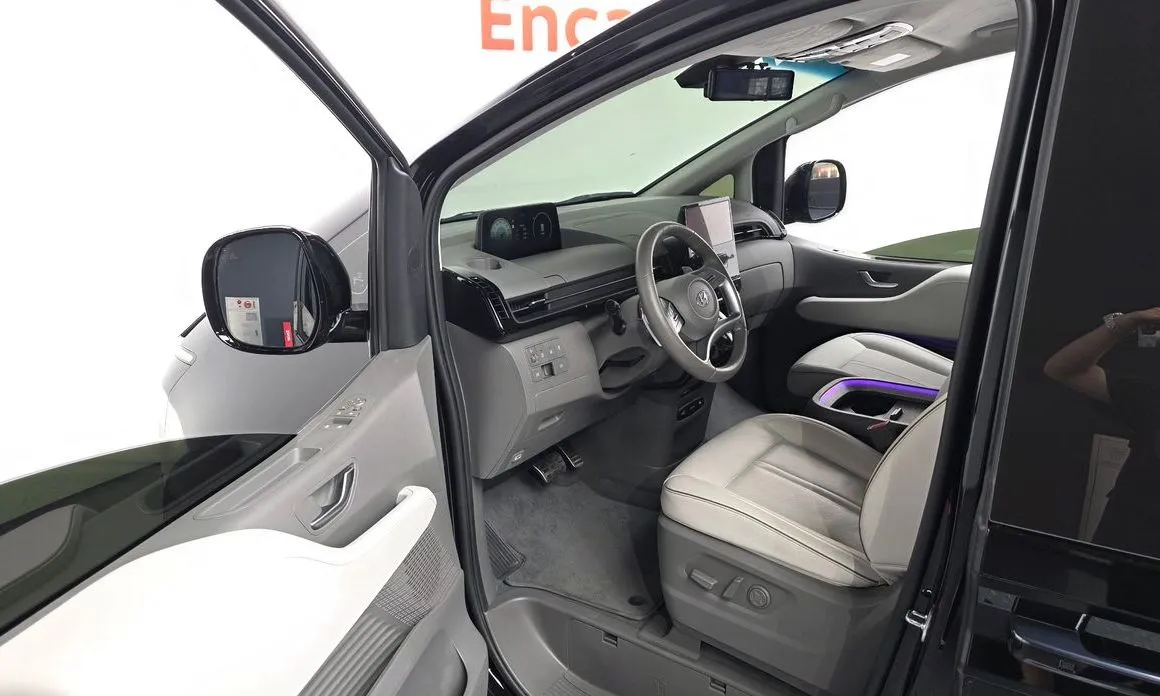 Hyundai Staria 2024 из KR, фото 3