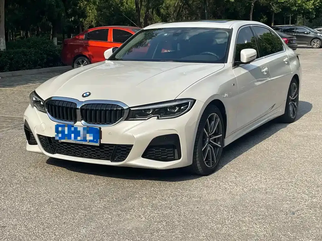 BMW 3 Series — фото 1