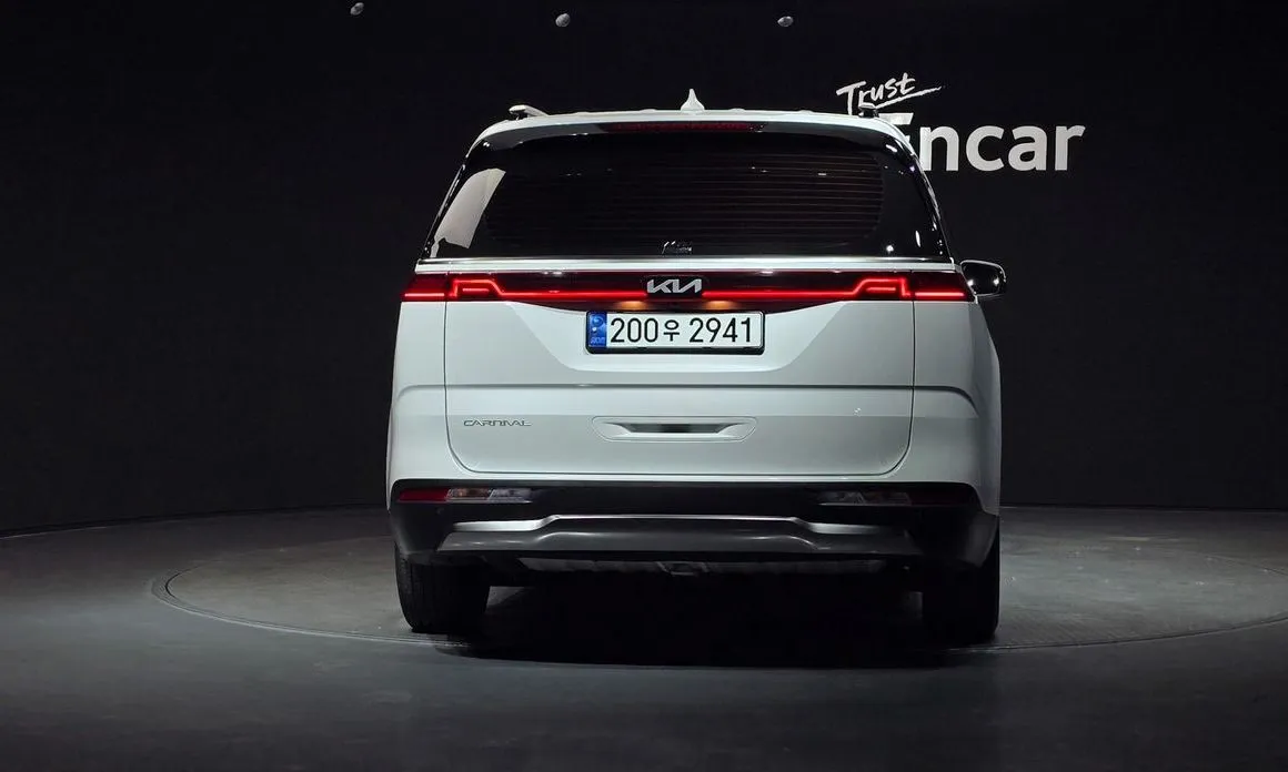 Kia Carnival 2023 из KR, фото 4