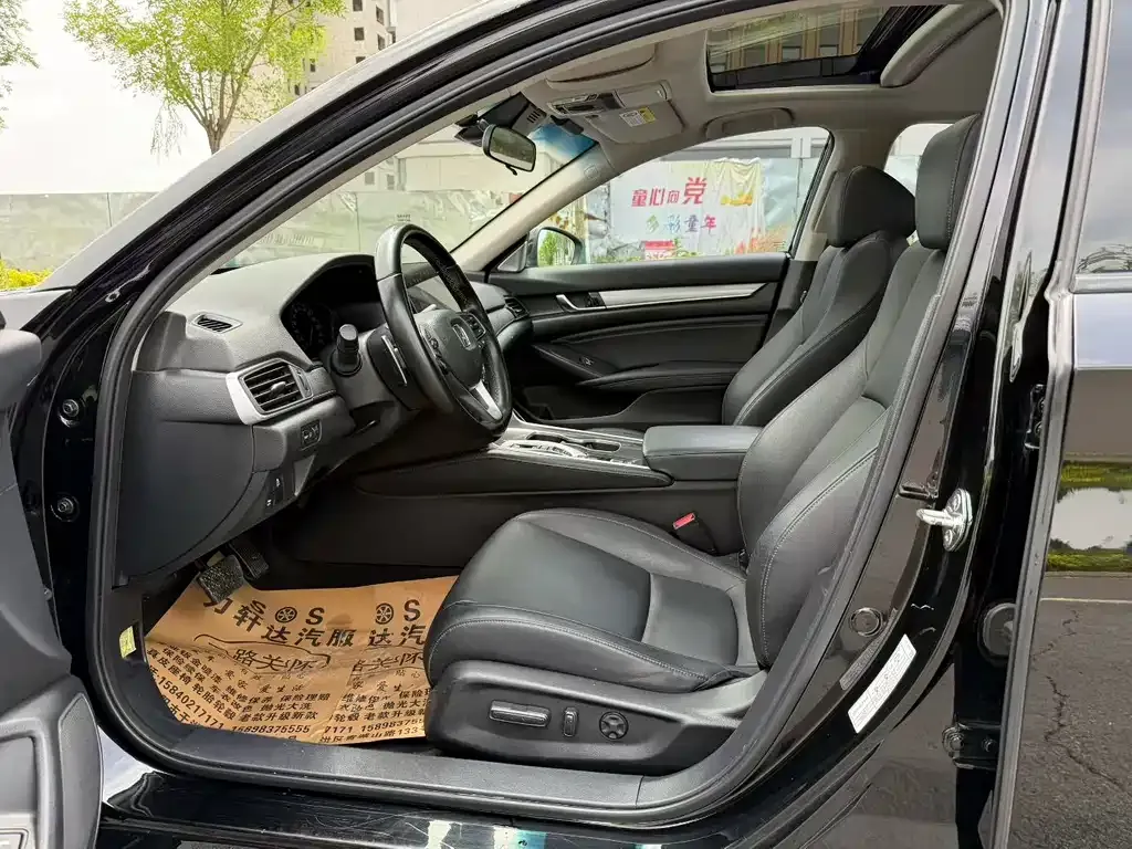 Honda Accord — фото 3
