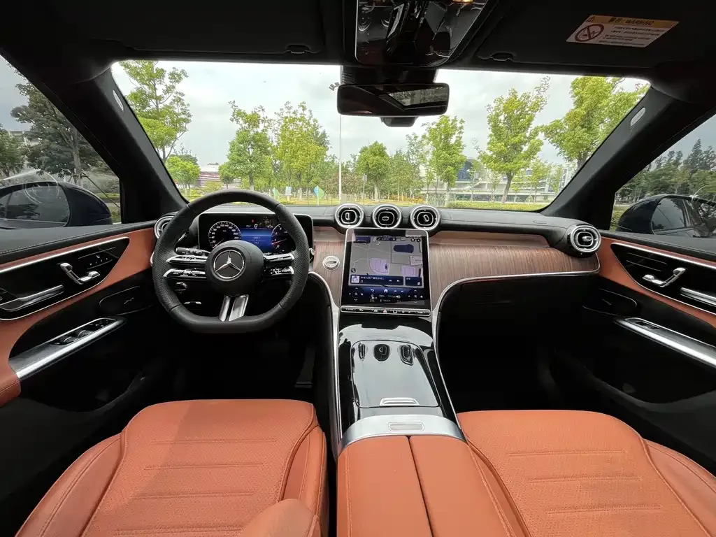 Mercedes-Benz GLC 2024 из CN, фото 3