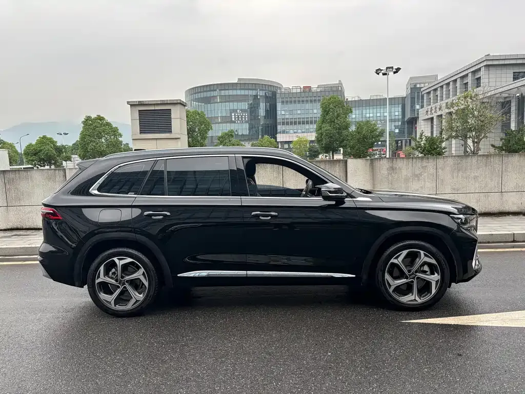 Geely Xingyue L — фото 4