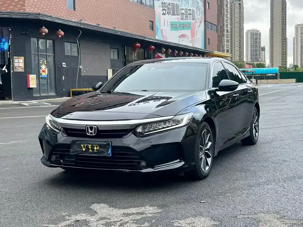 Honda Inspire — фото 1