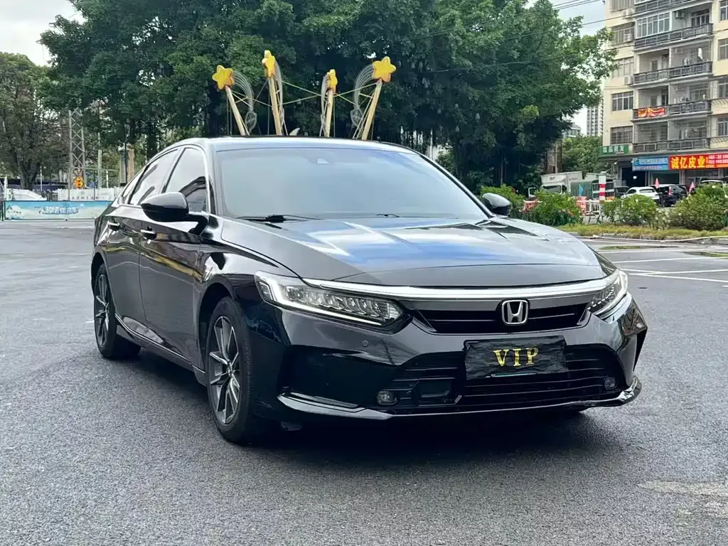 Honda Inspire — фото 2