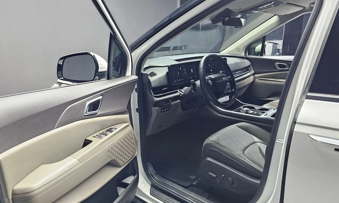Kia Carnival 2025 из KR, фото 7