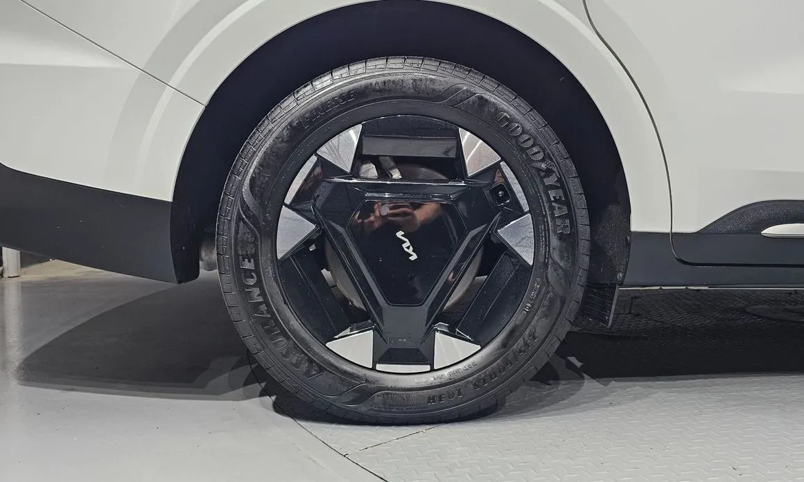 Kia Carnival 2025 из KR, фото 6