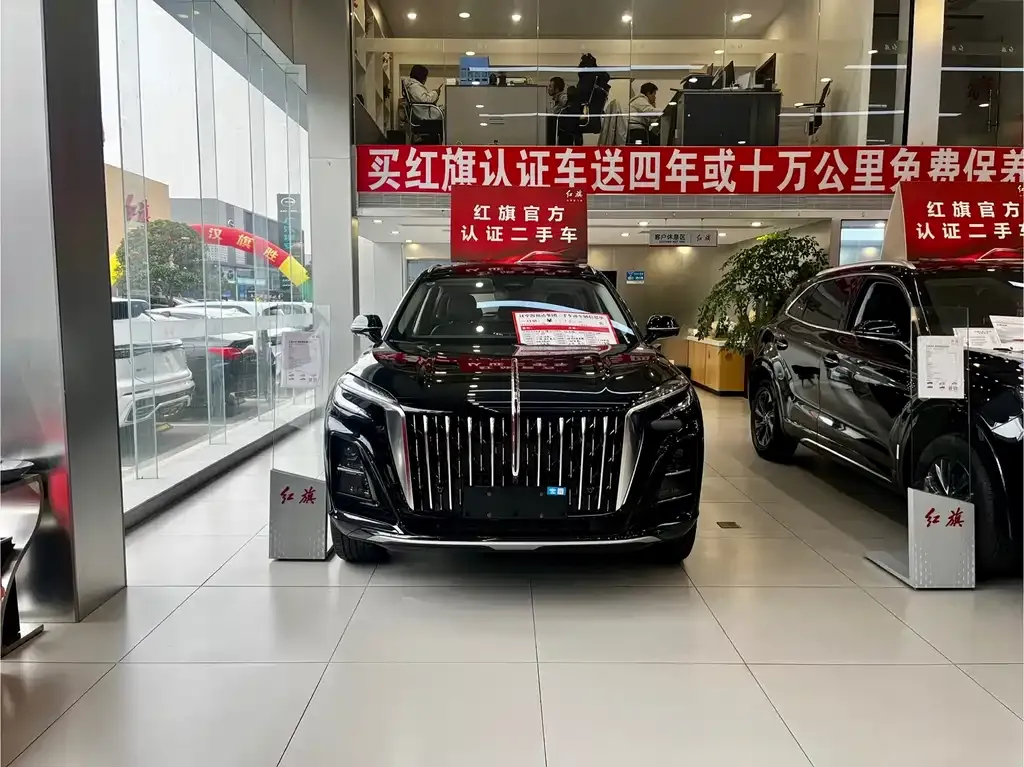 Hongqi HS3 PHEV — фото 7