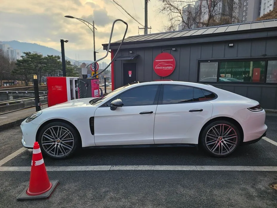 Porsche Panamera 2022 из KR, фото 4
