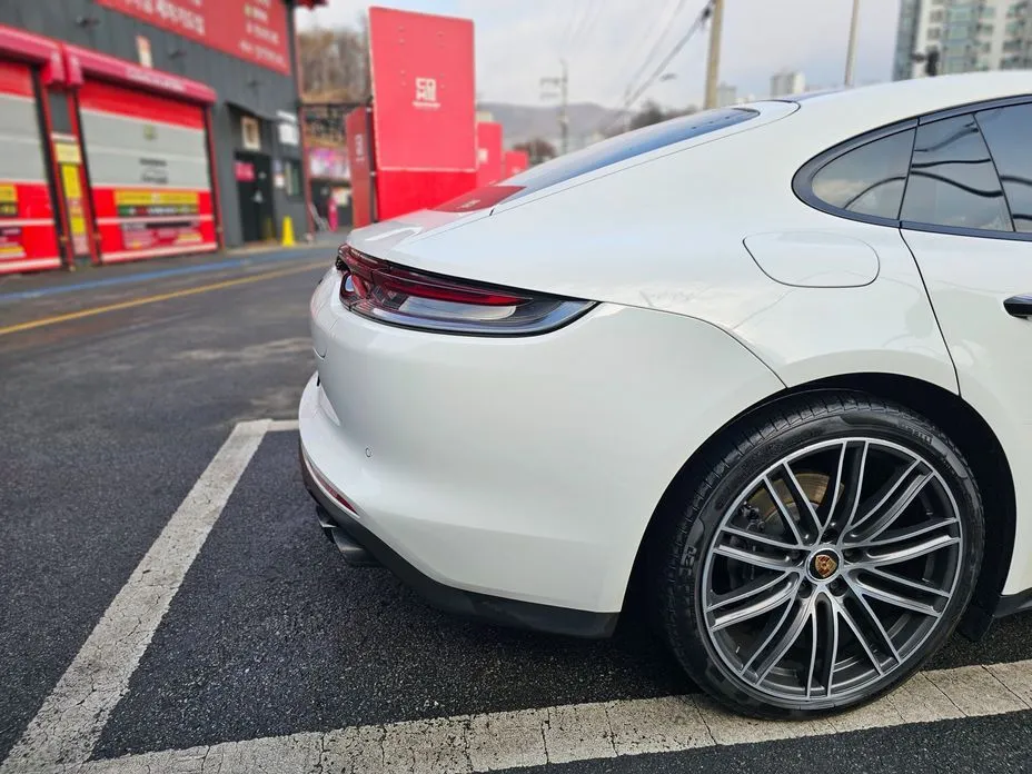 Porsche Panamera 2022 из KR, фото 3