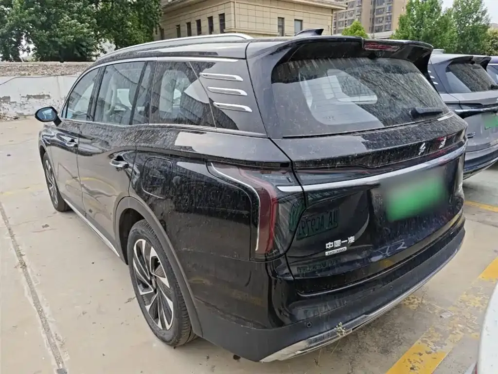 Hongqi HS7 PHEV — фото 5