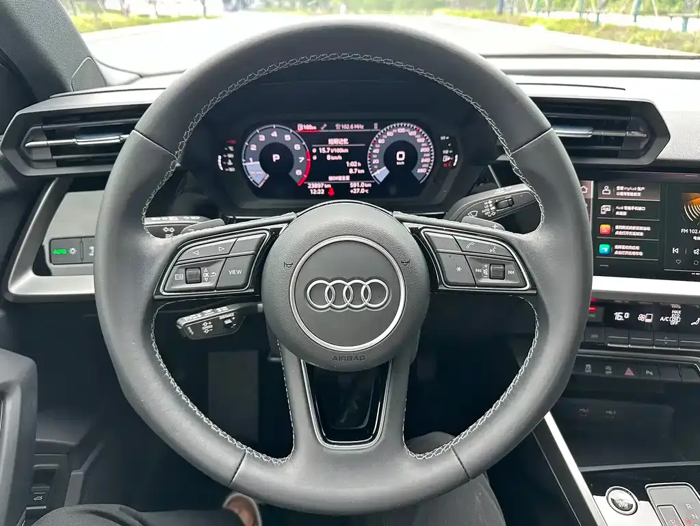 Audi A3 — фото 10